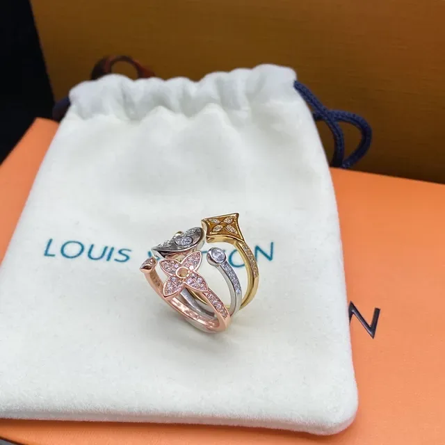 Louis Vuitton Gold White Open-Shank Quatrefoil Monogram Motif Ring 4