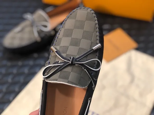 Louis Vuitton Mocassins Gris con Lazo Damier 2