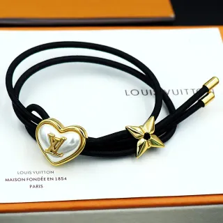 Louis Vuitton Pulseira Elástica Preta com Charme de Coração e Flor