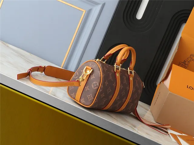 Louis Vuitton Keepall Bandoulière Monogram Canvas Marrom e Bege Bolsa Boston 7