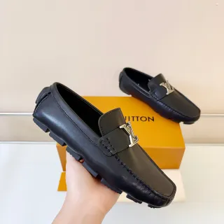 Louis Vuitton 黑色皮革 LV 扣 乐福鞋