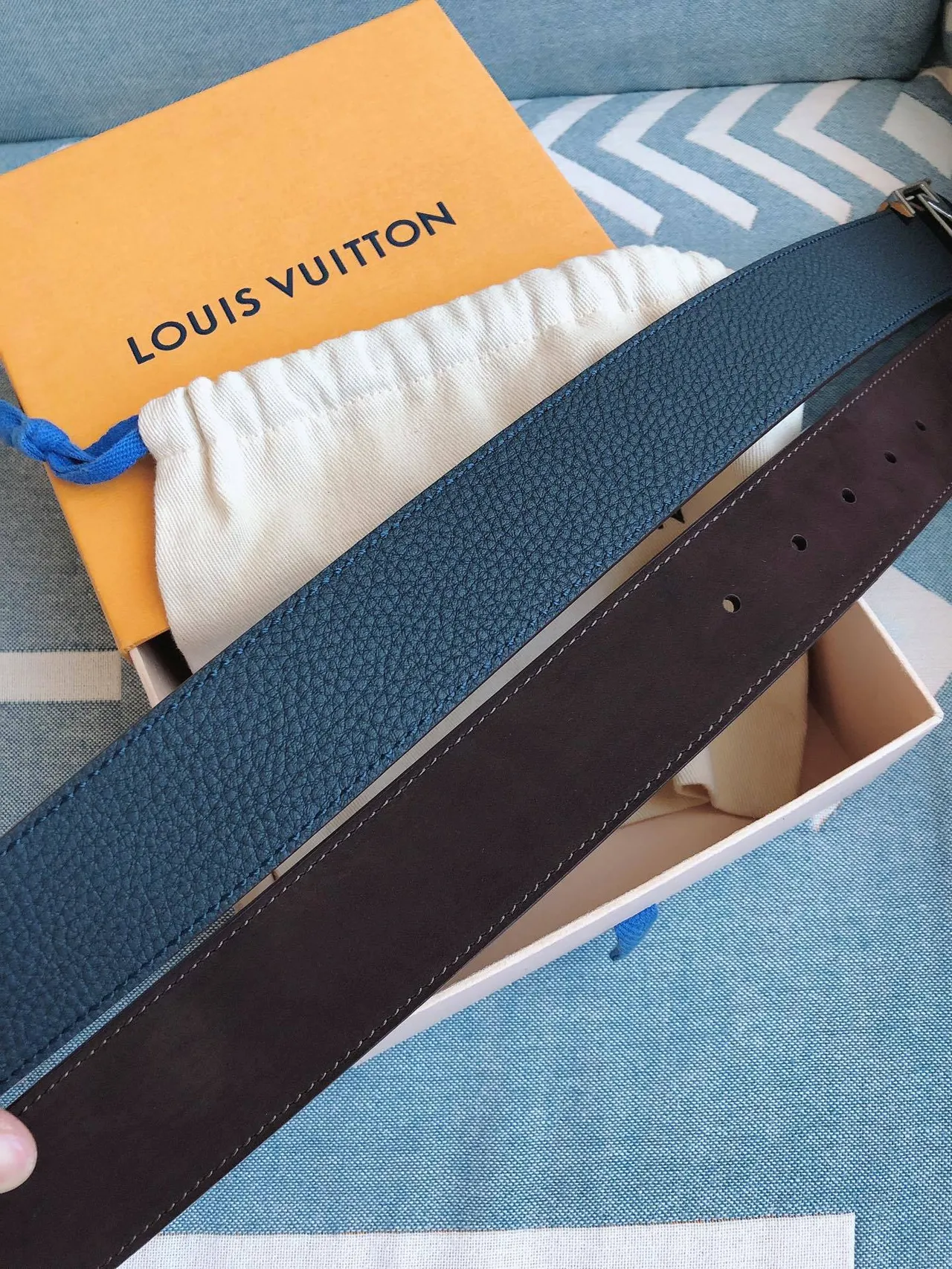 Louis Vuitton LV Initiales Blue Pebbled Leather Belt 2