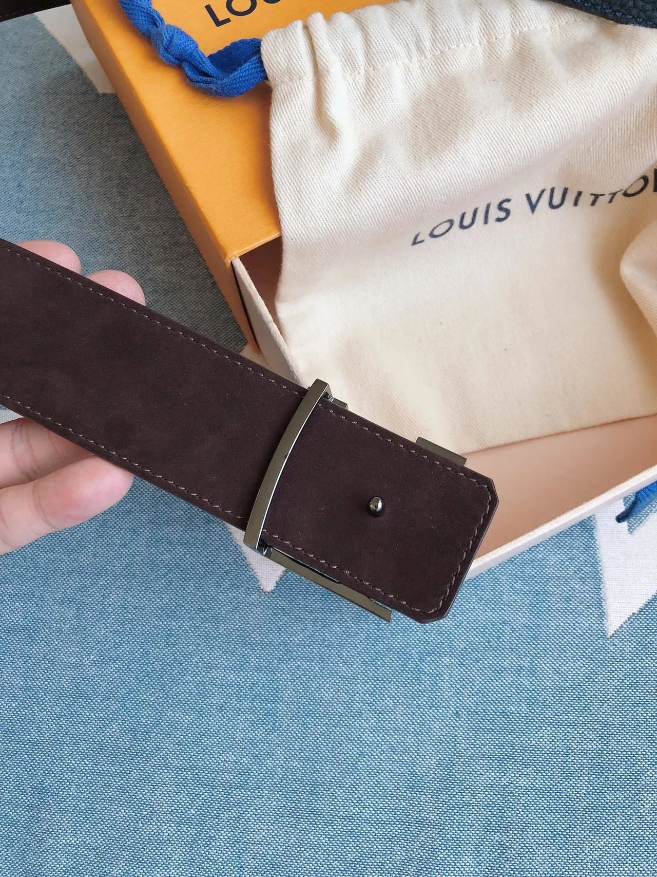Louis Vuitton LV Initiales Blue Pebbled Leather Belt 6