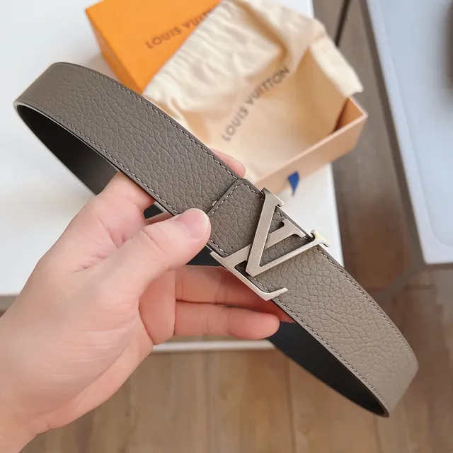 Louis Vuitton LV Initiales Gray Black Grained Interlocking Buckle Leather Belt 2