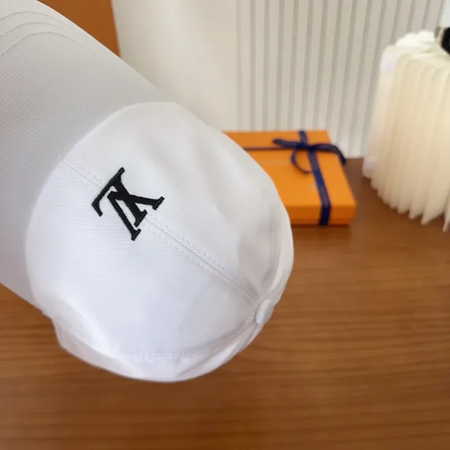 Louis Vuitton LV Monogram White Baseball Cap 7