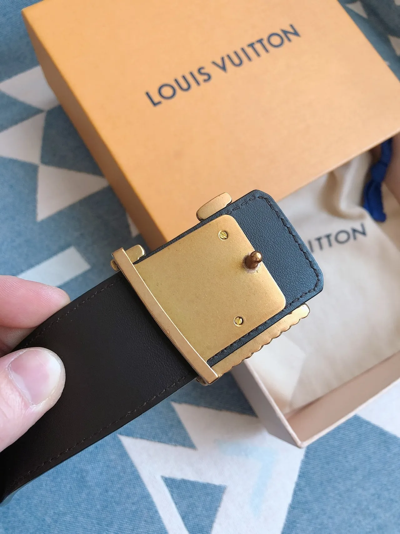 Louis Vuitton LV Rope حزام جلد بني ذهبي مع كلاسب مونوغرام مقشر 5
