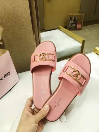 Louis Vuitton LV Slide Pink Leather Slippers 3