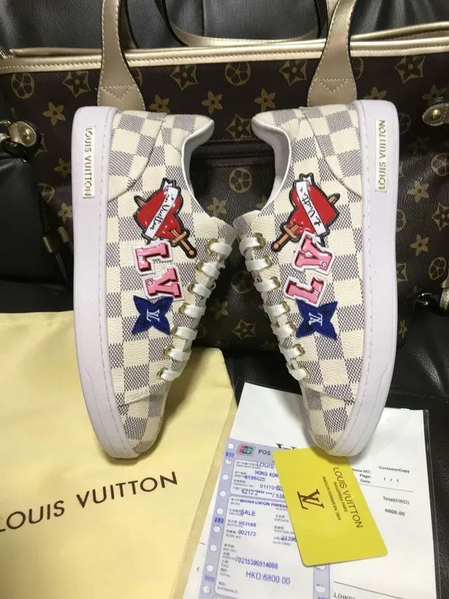 Louis Vuitton LV Trainer Beige White Damier Check Canvas Embroidered Patch Graphics Lifestyle Sneakers 3