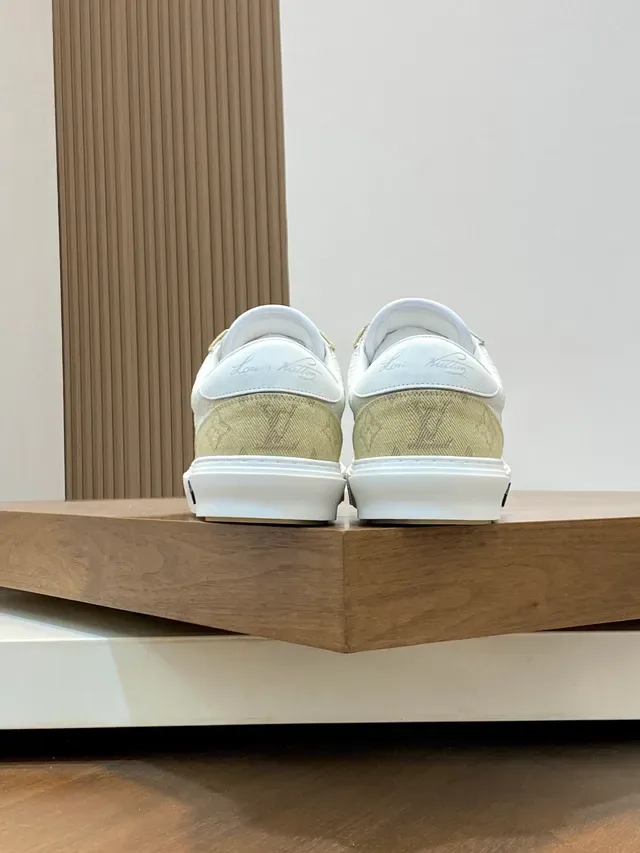 Louis Vuitton LV Trainer Beige White Monogrammed Canvas Contrast-Panel Construction Lifestyle Sneakers 3