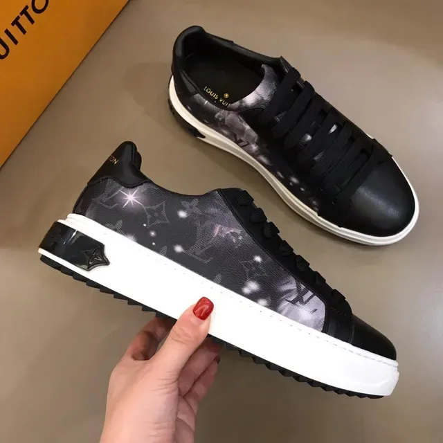 Louis Vuitton LV Trainer Black Monogram-Star Print Lifestyle Sneakers 2