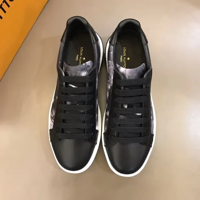 Louis Vuitton LV Trainer Black Monogram-Star Print Lifestyle Sneakers 4