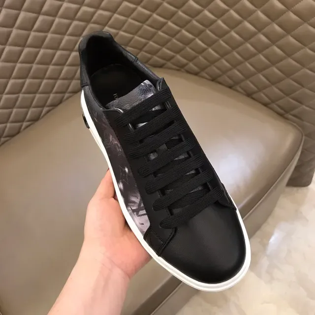 Louis Vuitton LV Trainer Black Monogram-Star Print Lifestyle Sneakers 5