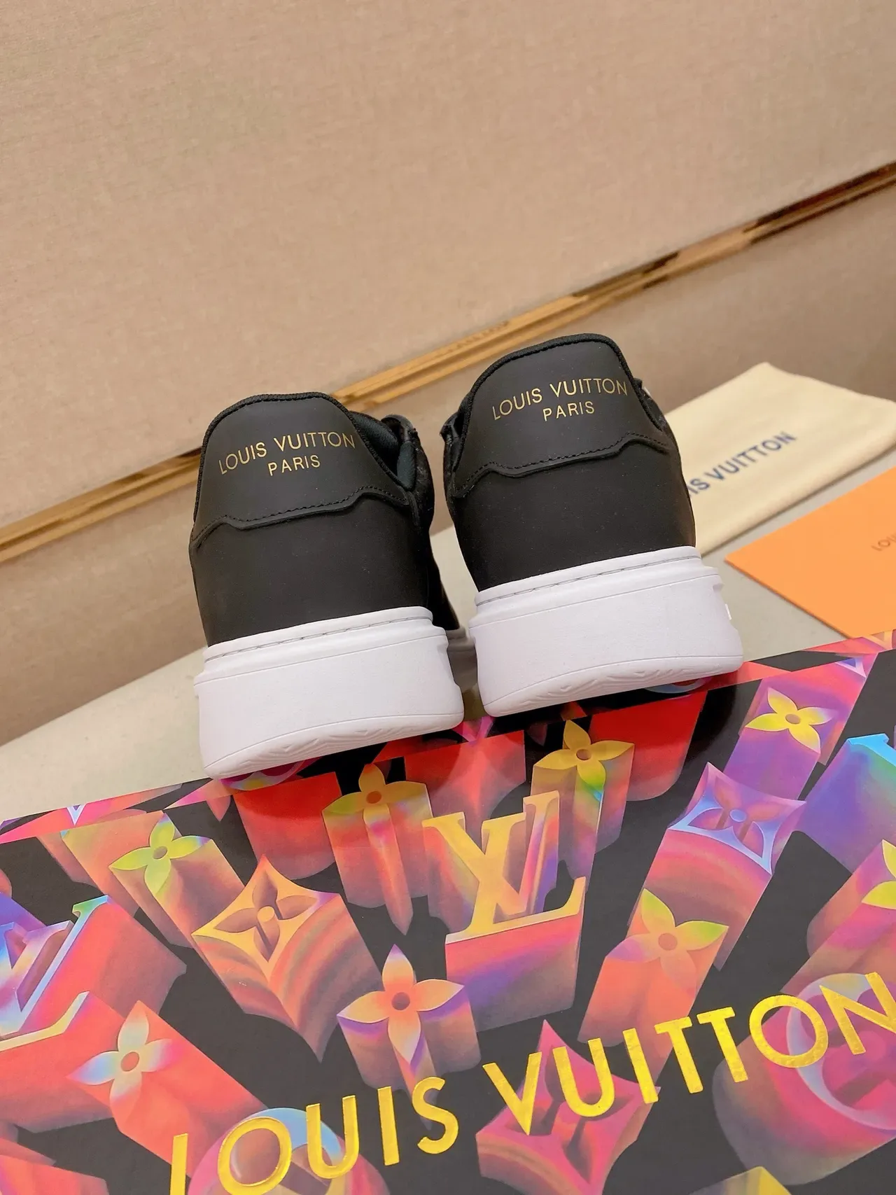 Louis Vuitton LV Trainer Black White Monogram Canvas Upper Leather Overlays Lifestyle Sneakers 8