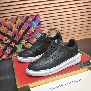 Louis Vuitton LV Trainer Sneakers Lifestyle Negros y Blancos, parte superior de cuero granulado, suela contrastante