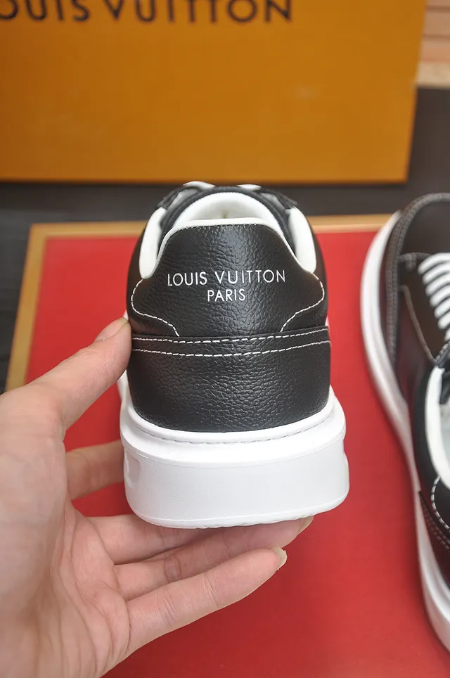Louis Vuitton LV Trainer Black White Pebbled Leather Upper Contrast Stitching Lifestyle Sneakers 2