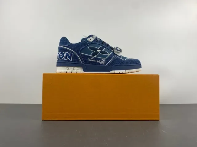 লুইস ভিটন LV Trainer নীল নেভি ডেনিম উপর Monogram ফুল ওভারলে লাইফস্টাইল স্নিকার্স 15