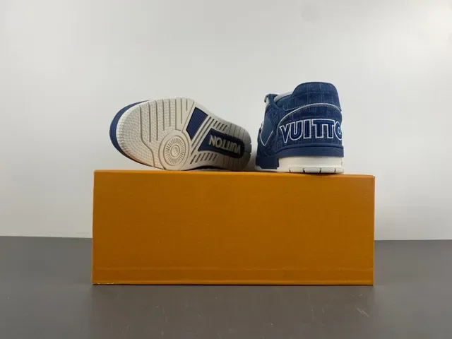 লুইস ভিটন LV Trainer নীল নেভি ডেনিম উপর Monogram ফুল ওভারলে লাইফস্টাইল স্নিকার্স 16