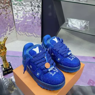 Louis Vuitton LV Trainer Zapatillas Lifestyle Azul Blanco con Cristales Embellished Monogramado