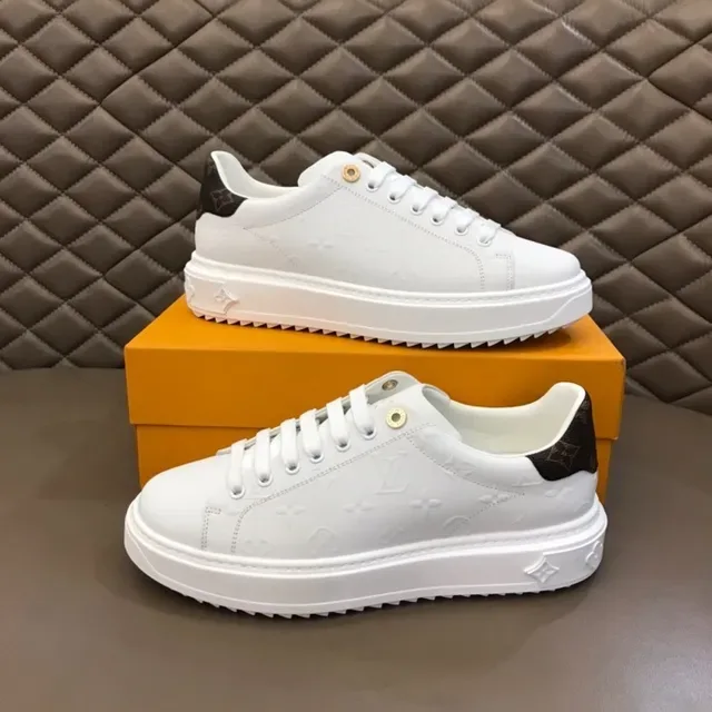 Louis Vuitton LV Trainer White Black Leather Monogrammed Heel Tab Lifestyle Sneakers 4