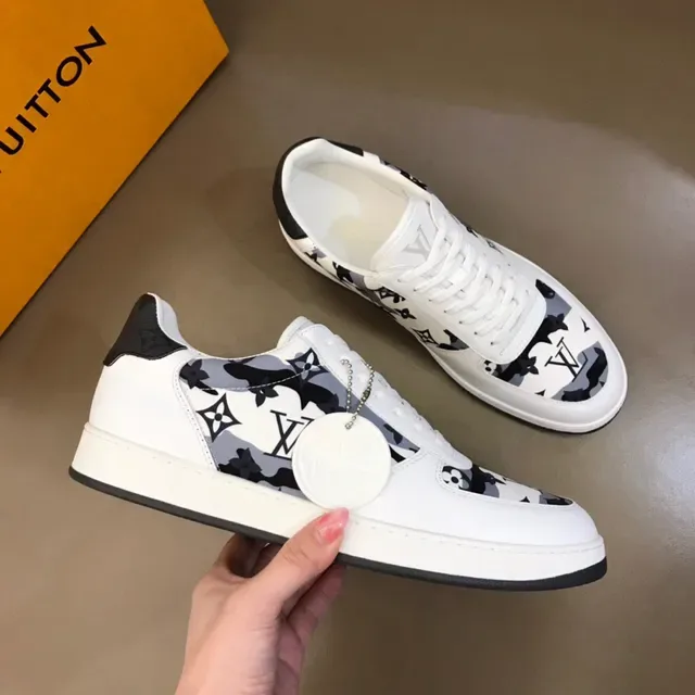 لويس فتون LV Trainer أبيض وأسود منخفض الارتفاع مطبوع كاموفلاج ستايل حياة 7