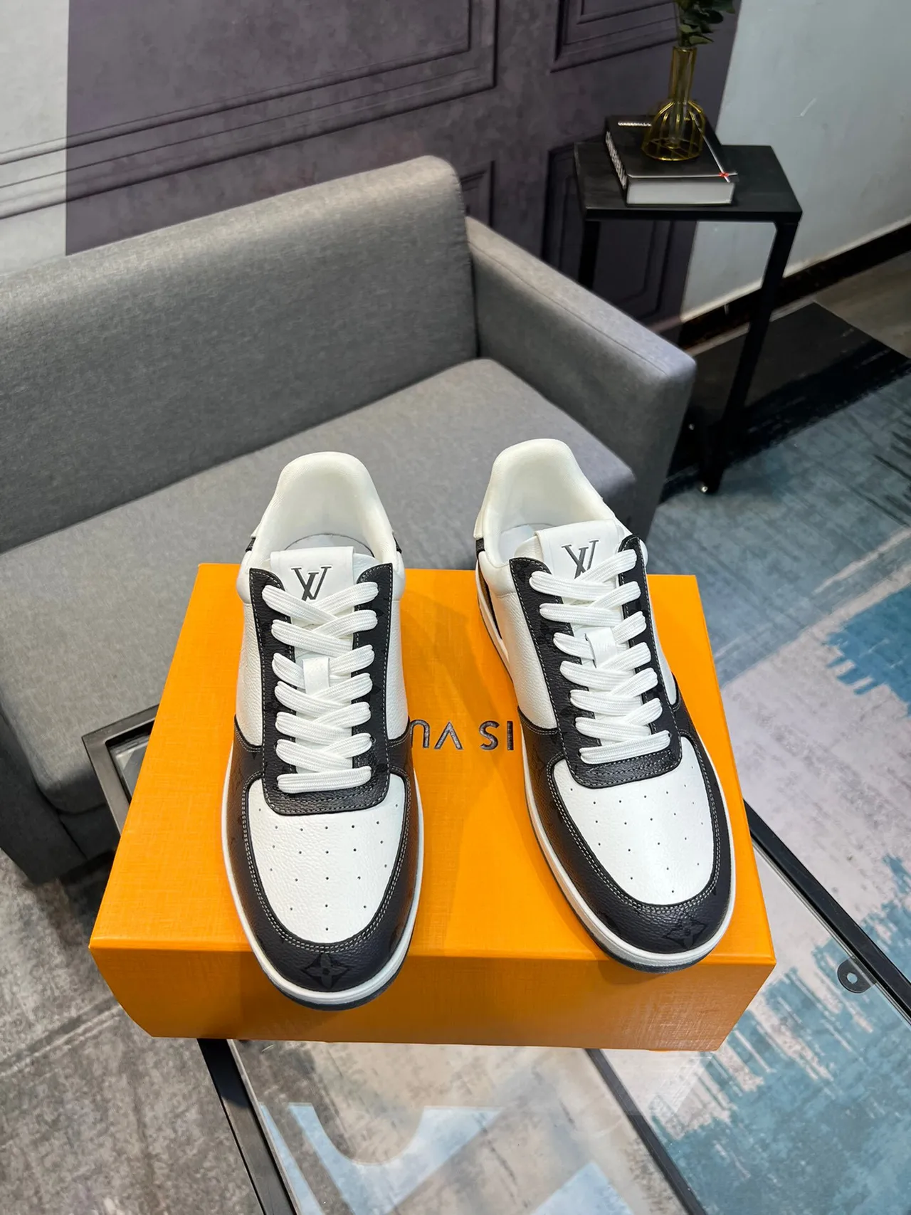 Louis Vuitton LV Trainer White Black Low-Top Mixed-Material Lifestyle Sneakers 5