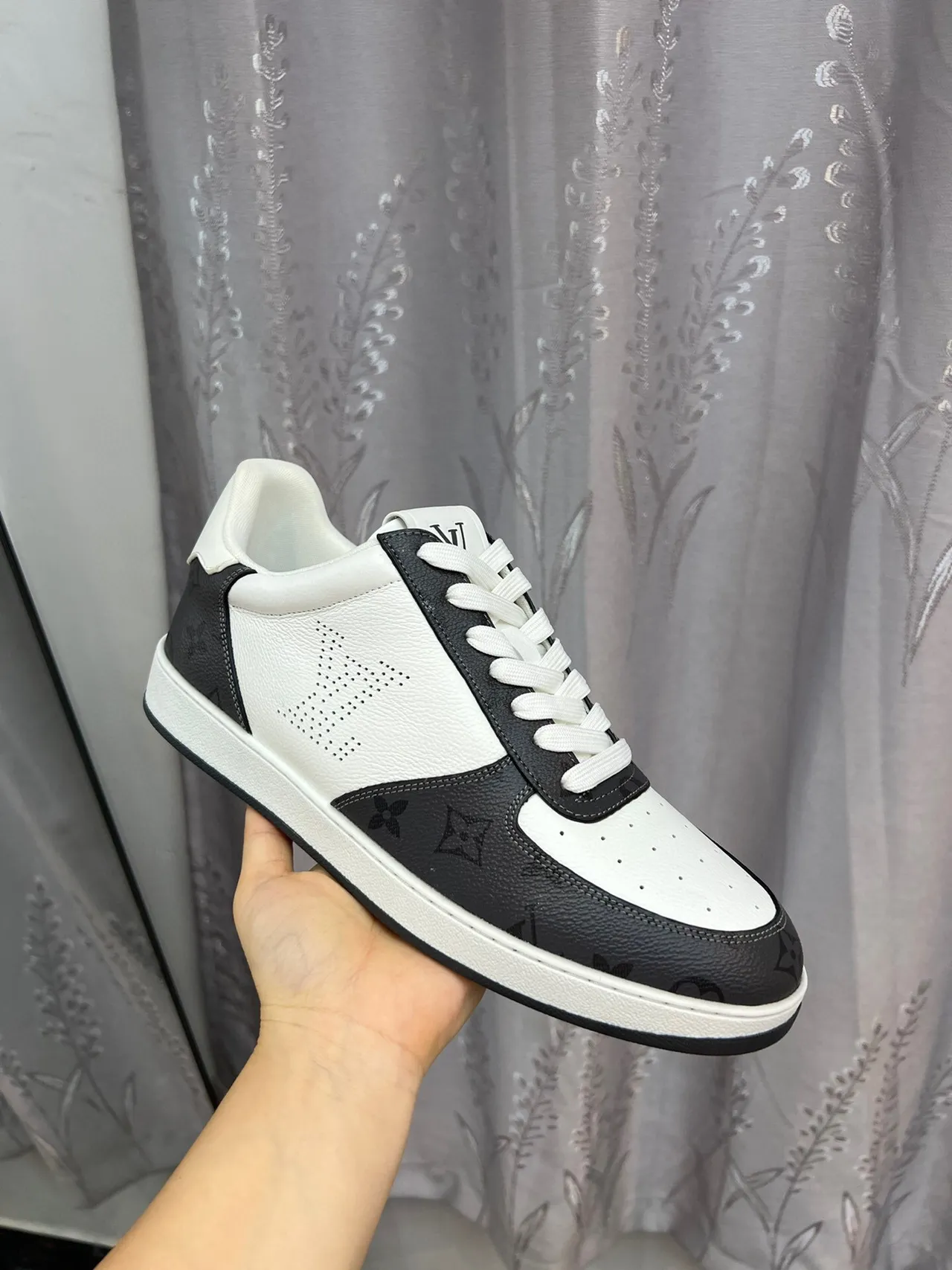 Louis Vuitton LV Trainer White Black Low-Top Mixed-Material Lifestyle Sneakers 6