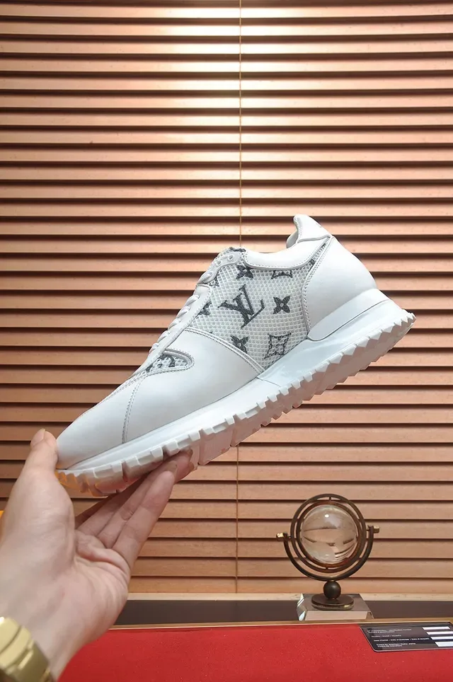 路易威登 LV Trainer 白黑 印花网面板 皮革覆层 生活运动鞋 4
