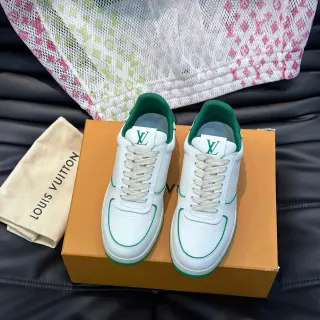 Louis Vuitton LV Trainer White Green Pebbled Leather Upper Contrast Piping Lifestyle Sneakers