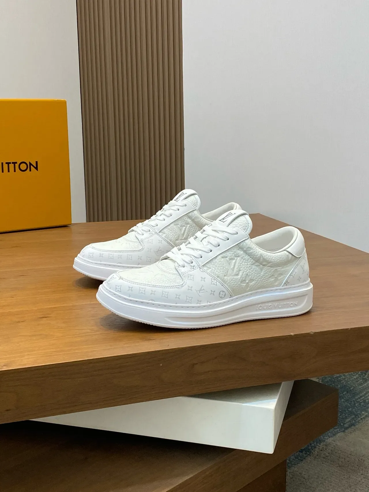 Louis Vuitton LV Trainer White Monogram Leather Embossed Texture Lifestyle Sneakers 4
