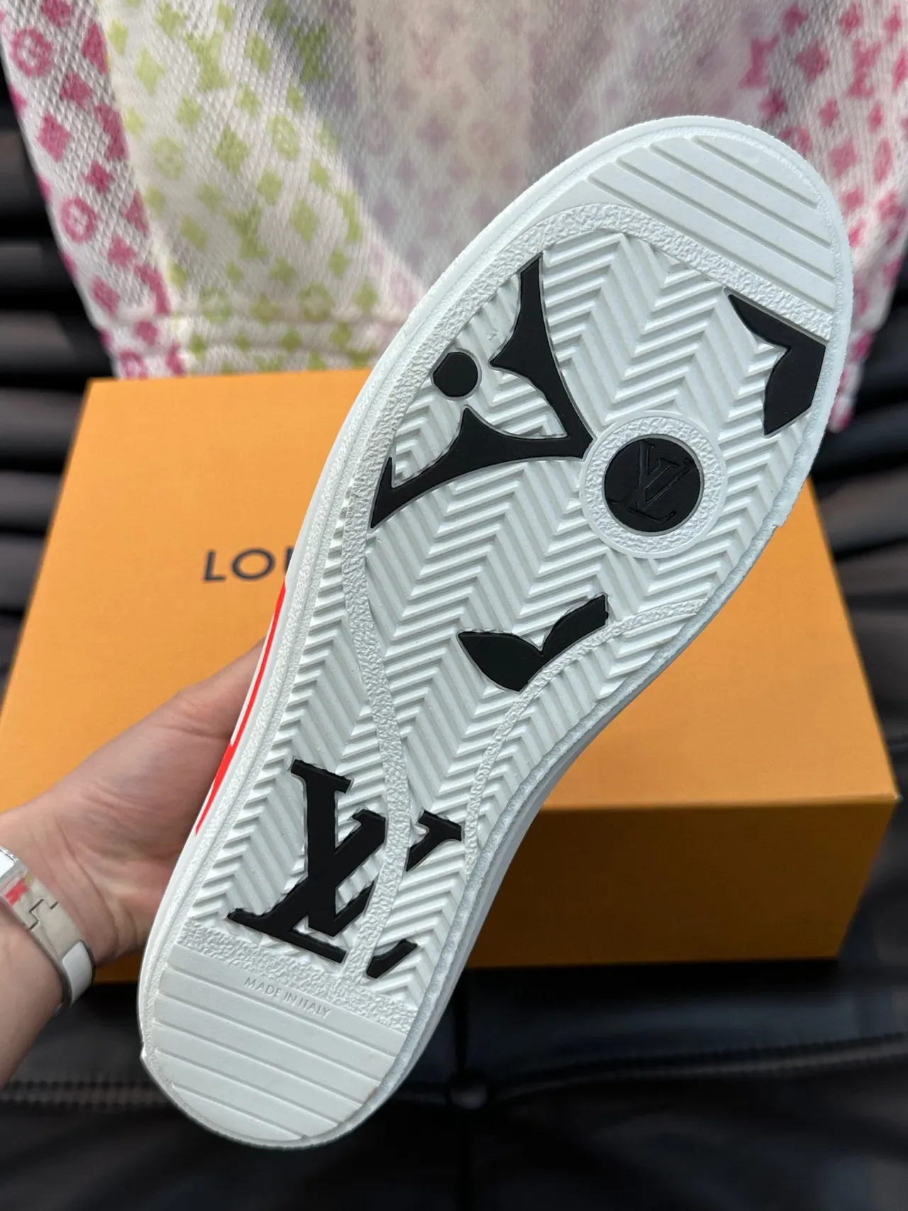Louis Vuitton LV Trainer White Red Low-Top Leather Upper Lifestyle Sneakers 8