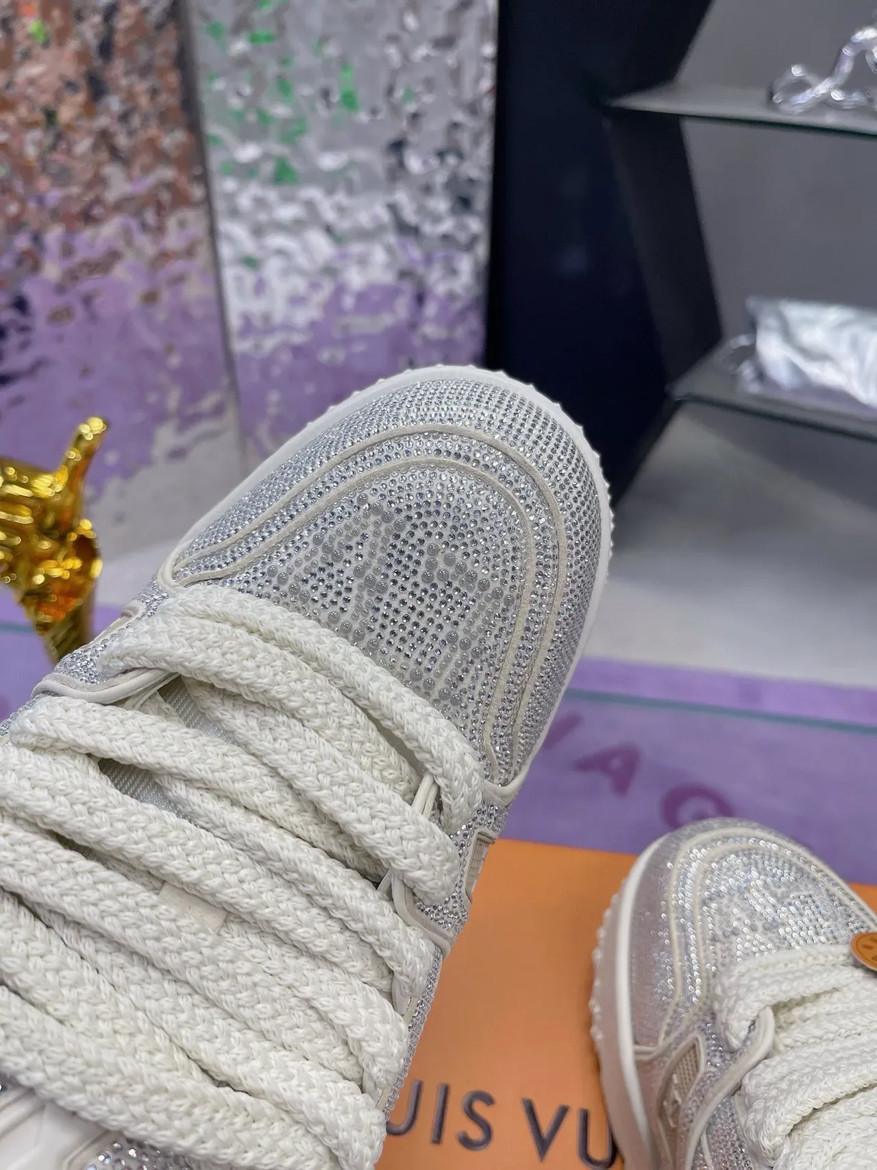 Louis Vuitton LV Trainer White Silver Crystal-Embellished Platform Sole Lifestyle Sneakers 5