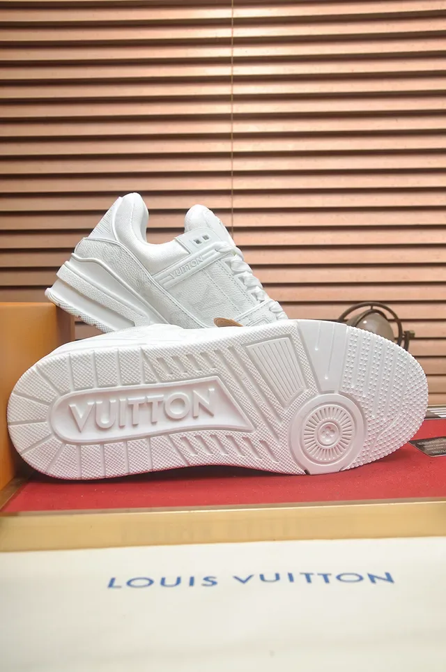 Louis Vuitton LV Trainer White Textured Leather Upper Lifestyle Sneakers 3