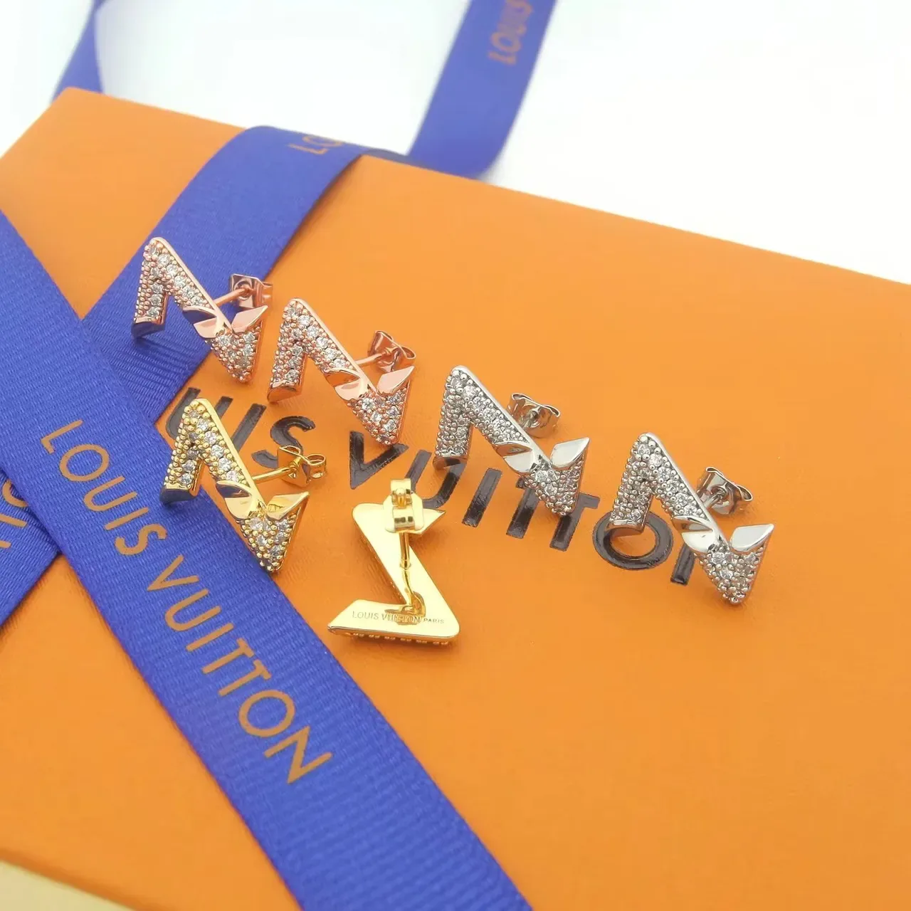 Louis Vuitton LV Volt Geometric Zigzag Stud Earrings 6