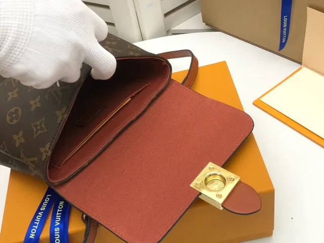 Bolso de mano Louis Vuitton Monogram Canvas y cuero tan con asa superior 2
