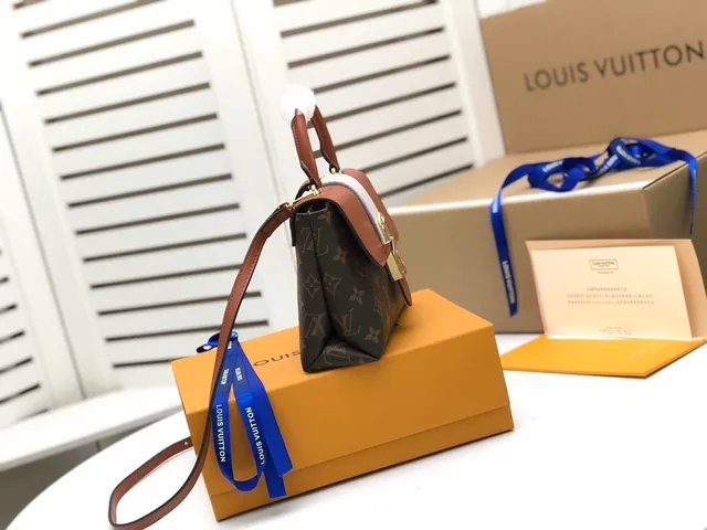 Bolso de mano Louis Vuitton Monogram Canvas y cuero tan con asa superior 6