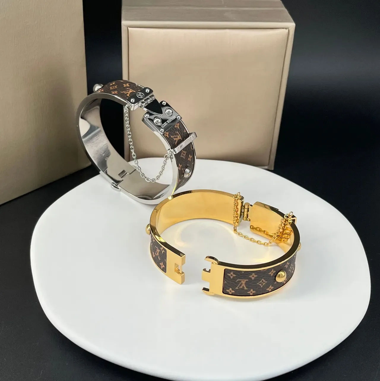 Louis Vuitton Monogram Canvas Bangle Brown Gold Hardware Bracelet 6