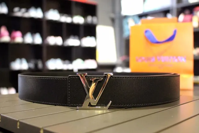 Louis Vuitton Monogram Ceinture en toile Marron Boucle Dorée Turnlock Buckle Ceinture en cuir 23