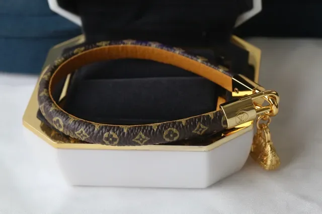 Louis Vuitton Monogram Canvas Gold-Tone Padlock Charm Bracelet 6