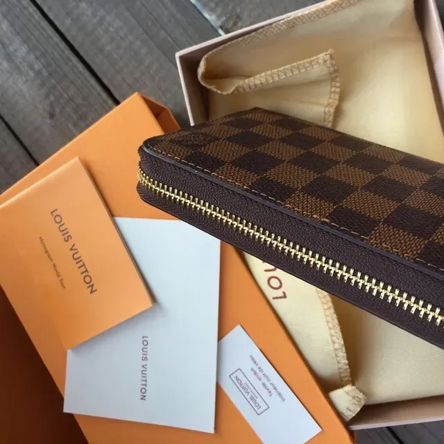 Carteira Louis Vuitton Monogram Canvas com zíper longa 4