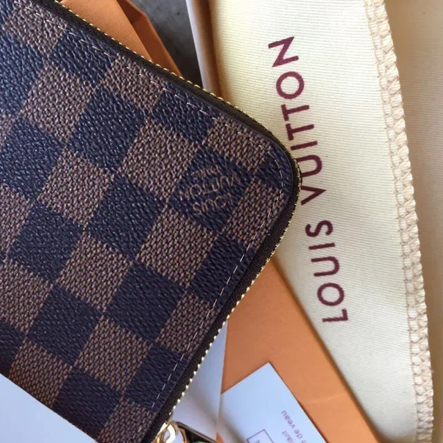 Carteira Louis Vuitton Monogram Canvas com zíper longa 5