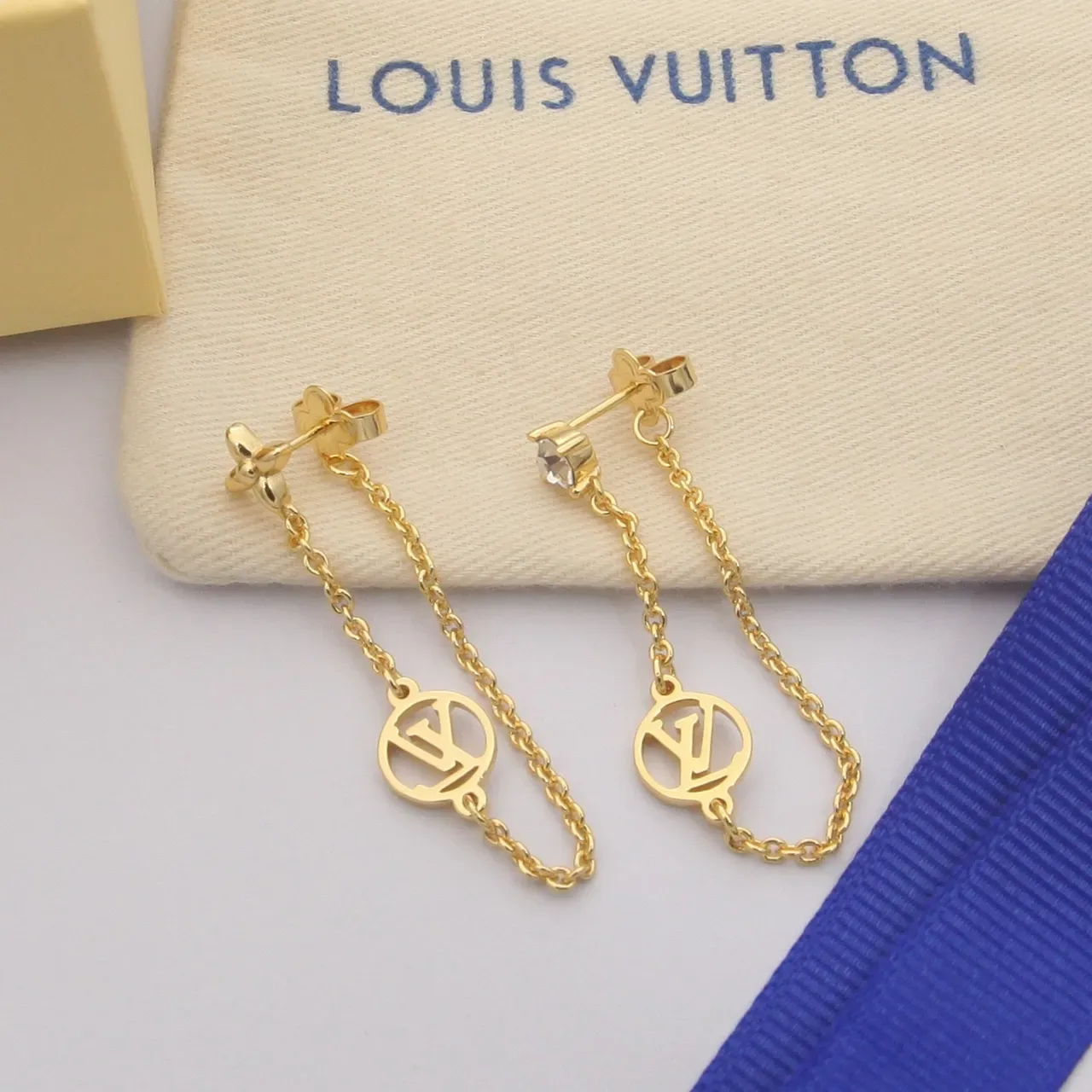 Louis Vuitton Monogram Chain Gold Silver Dangling Pendant Earrings 3