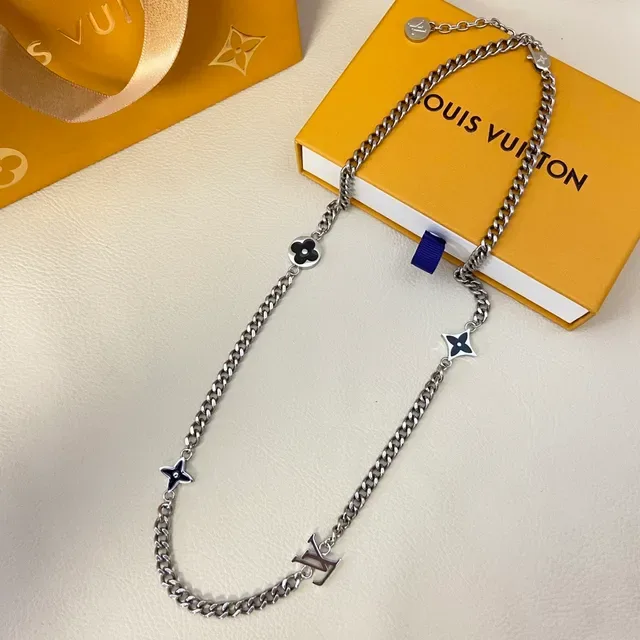 Louis Vuitton Monogram Chain Silver Black Chunky Curb Enamel-Charm Embellished Necklace 4