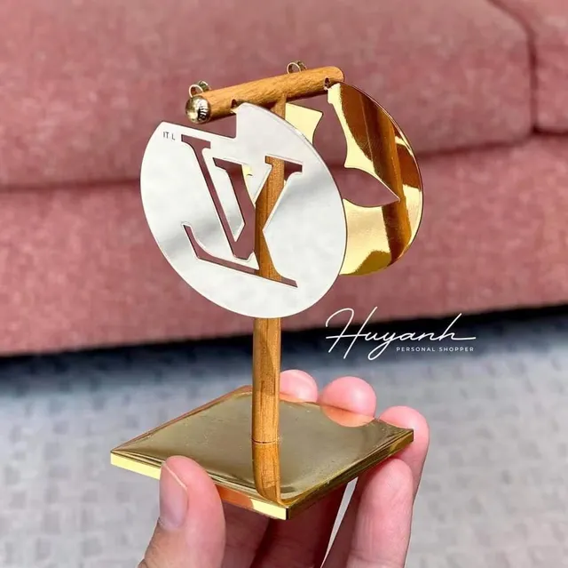 Louis Vuitton Monogram Disc and Flower Motif Earrings 8