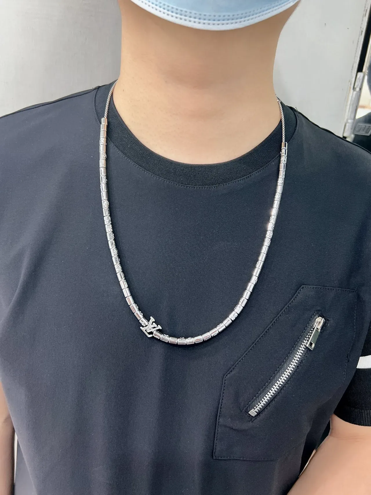 Louis Vuitton Monogram Engraved Link Chain Necklace 7