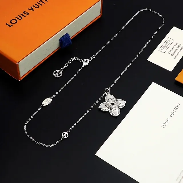 Louis Vuitton Monogram Flower Pavé Crystal Silver-Tone Necklace 3
