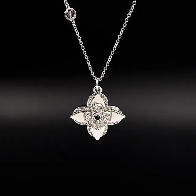 Louis Vuitton Monogram Flower Pavé Crystal Silver-Tone Necklace 6