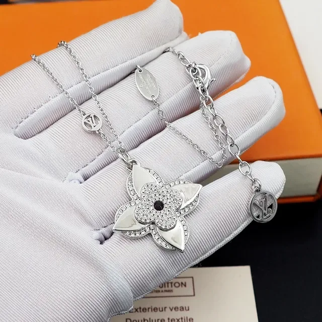 Louis Vuitton Monogram Flower Pavé Crystal Silver-Tone Necklace 8