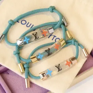 Louis Vuitton Monogram Flor Resina Tubo Pulsera