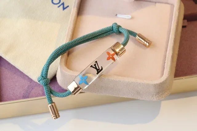 Louis Vuitton Monogram Flower Resin Tube Bracelet 7