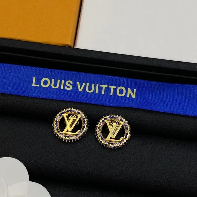 Louis Vuitton Monogram Jewelry Gold Blue Chain Pavé-Set Stones Necklace 3